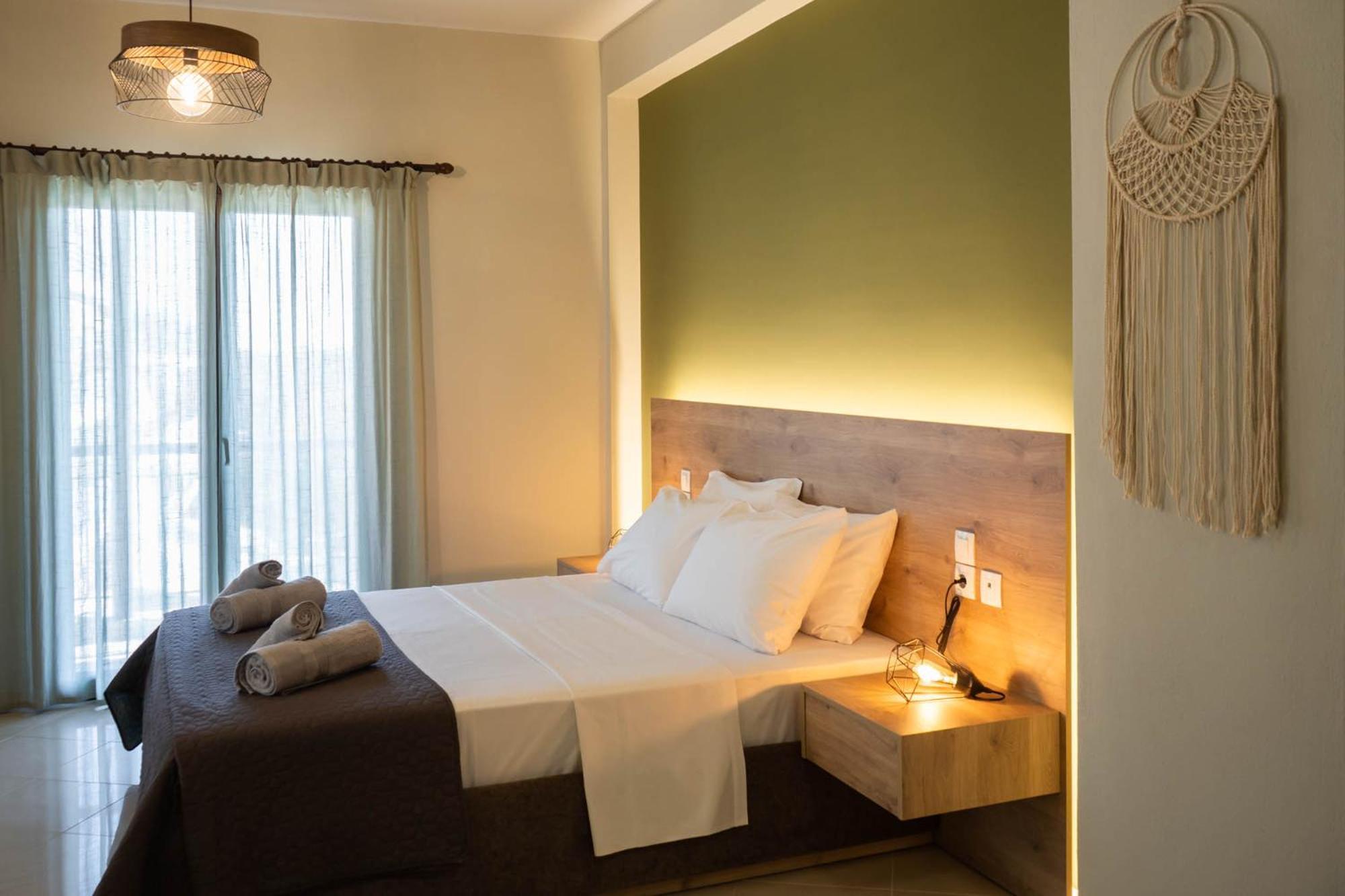 Aurora Suite Apartment Каламбака Екстер'єр фото