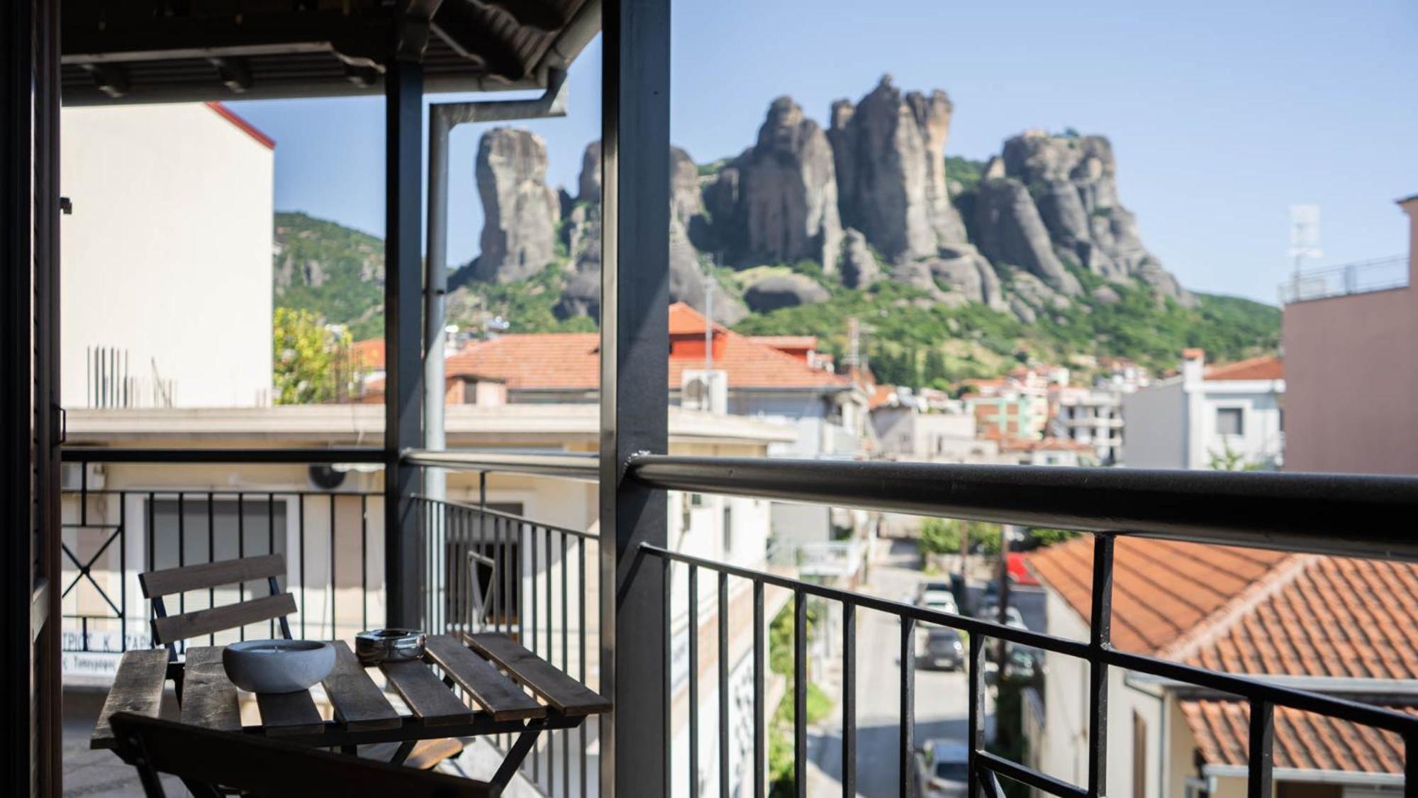 Aurora Suite Apartment Каламбака Екстер'єр фото