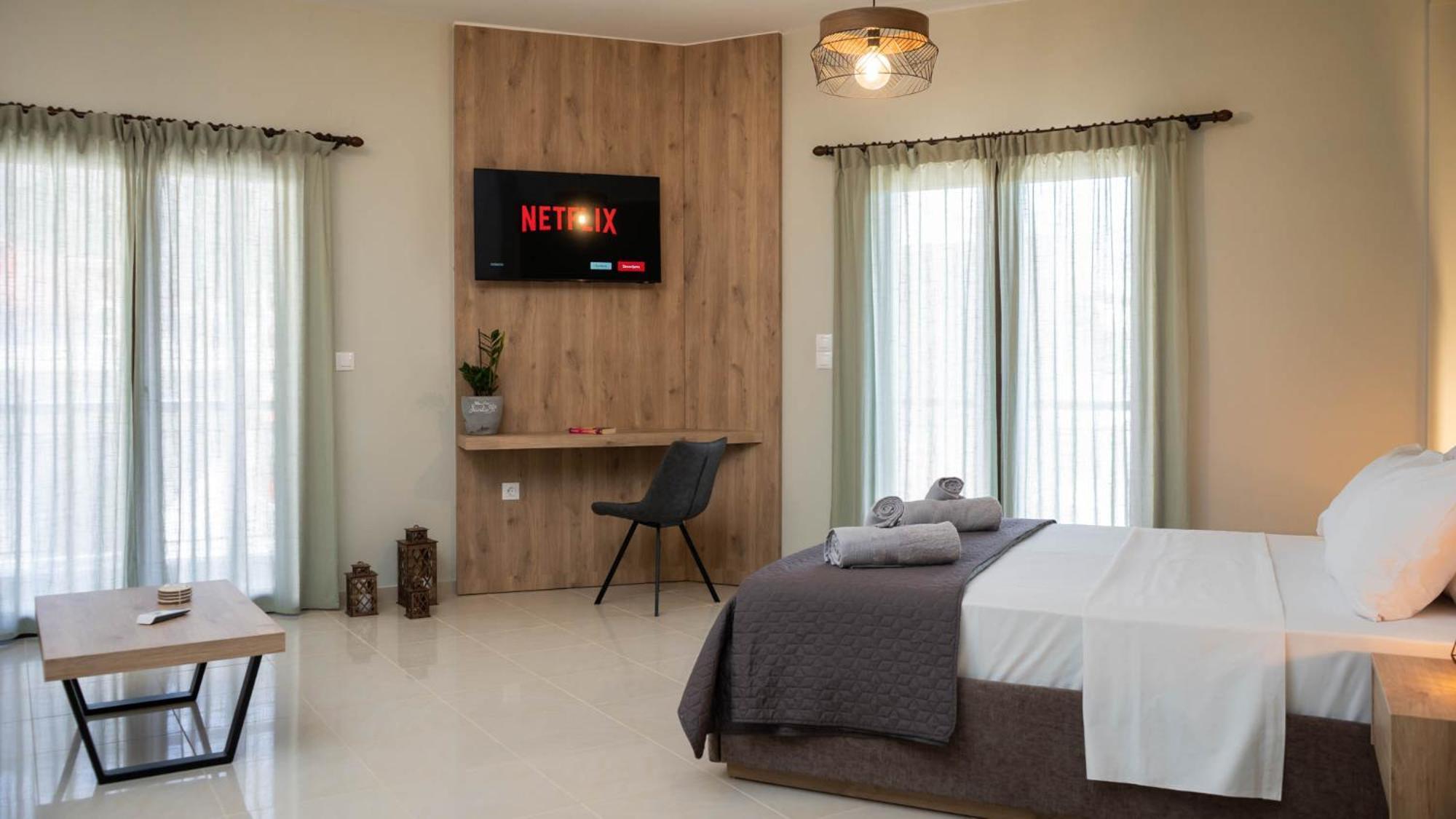 Aurora Suite Apartment Каламбака Екстер'єр фото